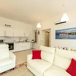 - Luxury Italy Διαμέρισμα Βερμπάνια