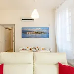 - Luxury Italy