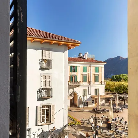 - Luxury Italy