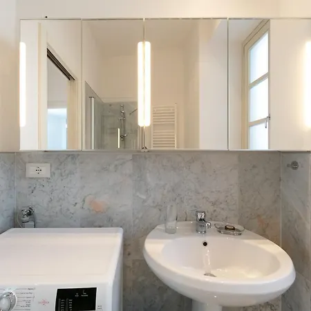 - Luxury Italy * ורבאניה