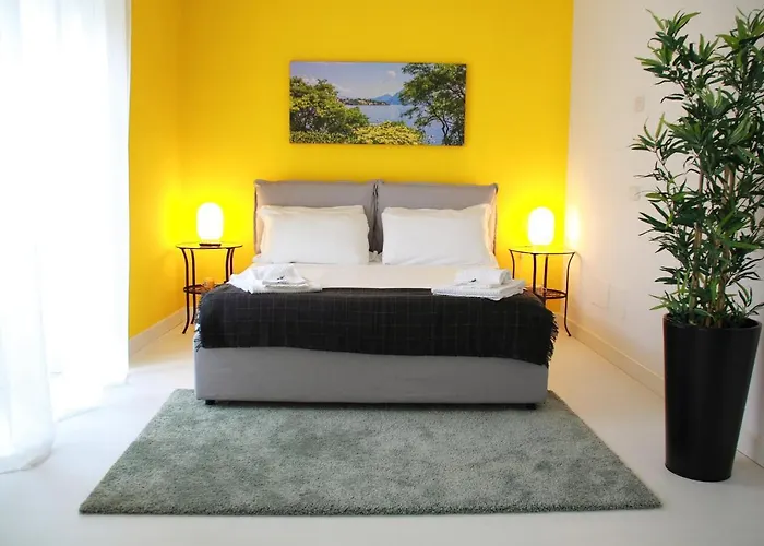 - Luxury Italy * Verbania